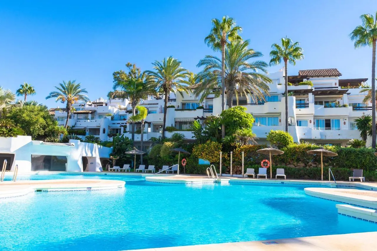 Luxurious Penthouse In Ventura Del Mar Puerto Banus location